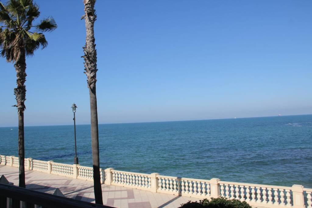 Casa Mirando Al Mar, Hermosas Vistas. Chipiona Eksteriør billede